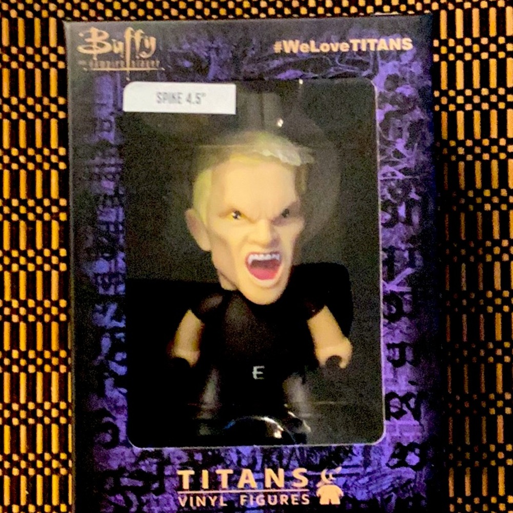 Titans Spike vinyl figure Buffy the Vampire Slayer
